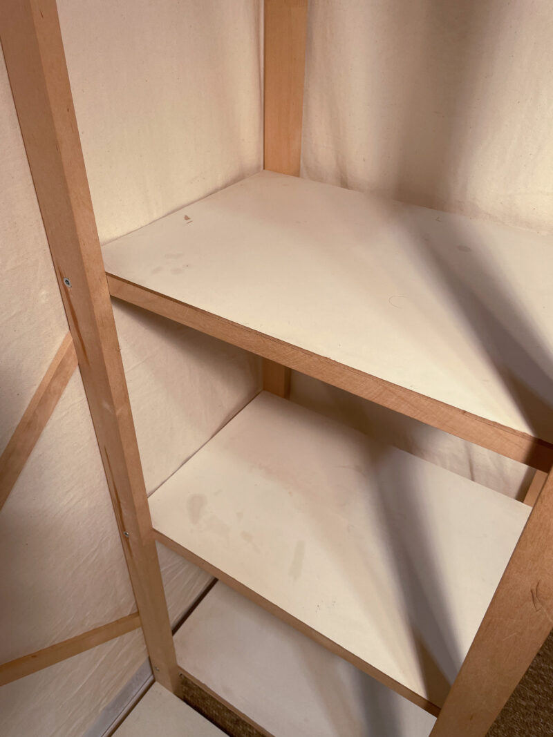 Penderie en bois et tissu – Image 6