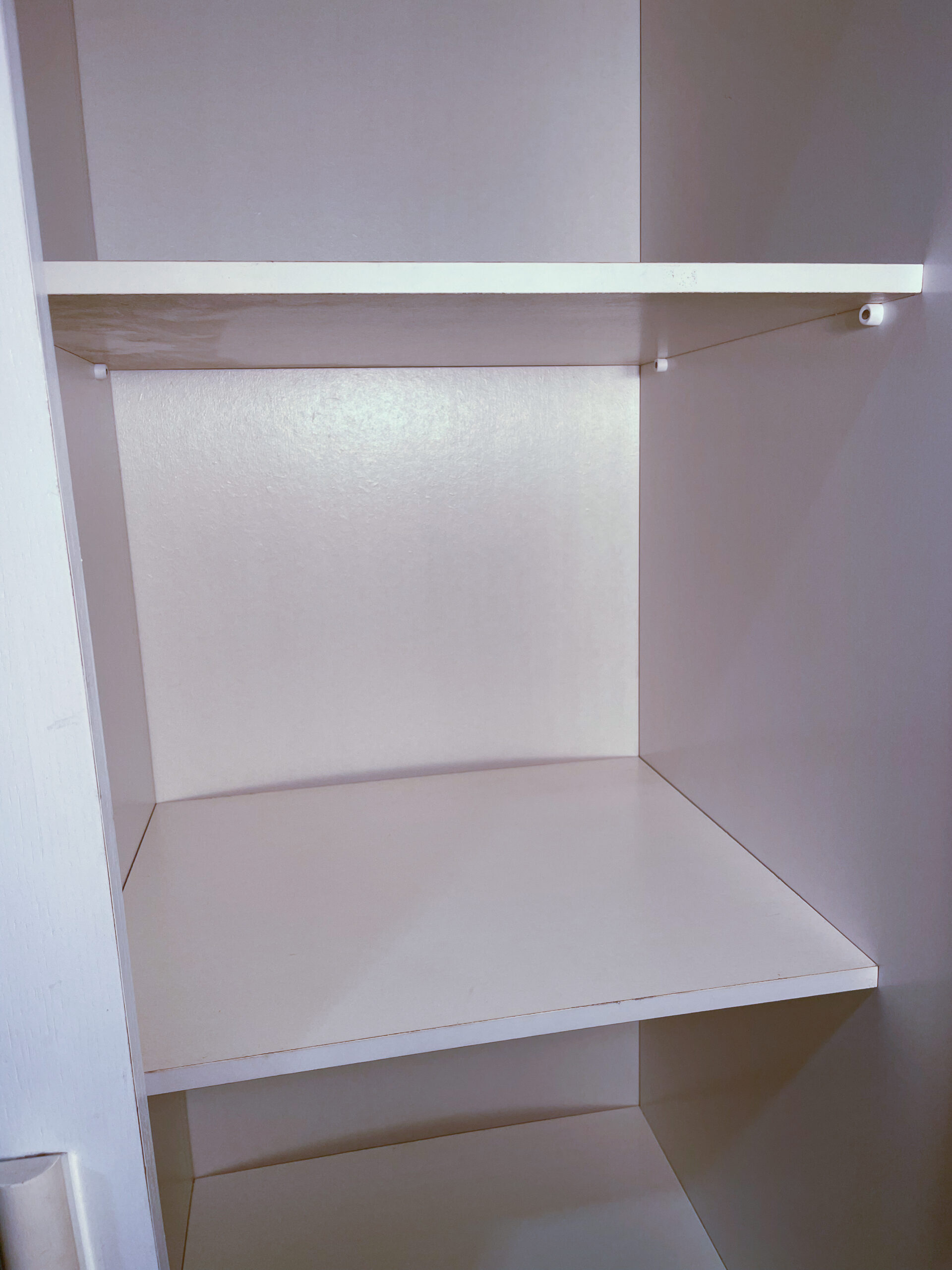 Armoire blanche à miroir – Image 7