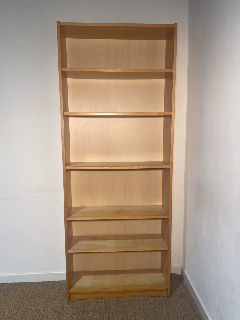 Bibliothèque BILLY en bois clair – Image 2