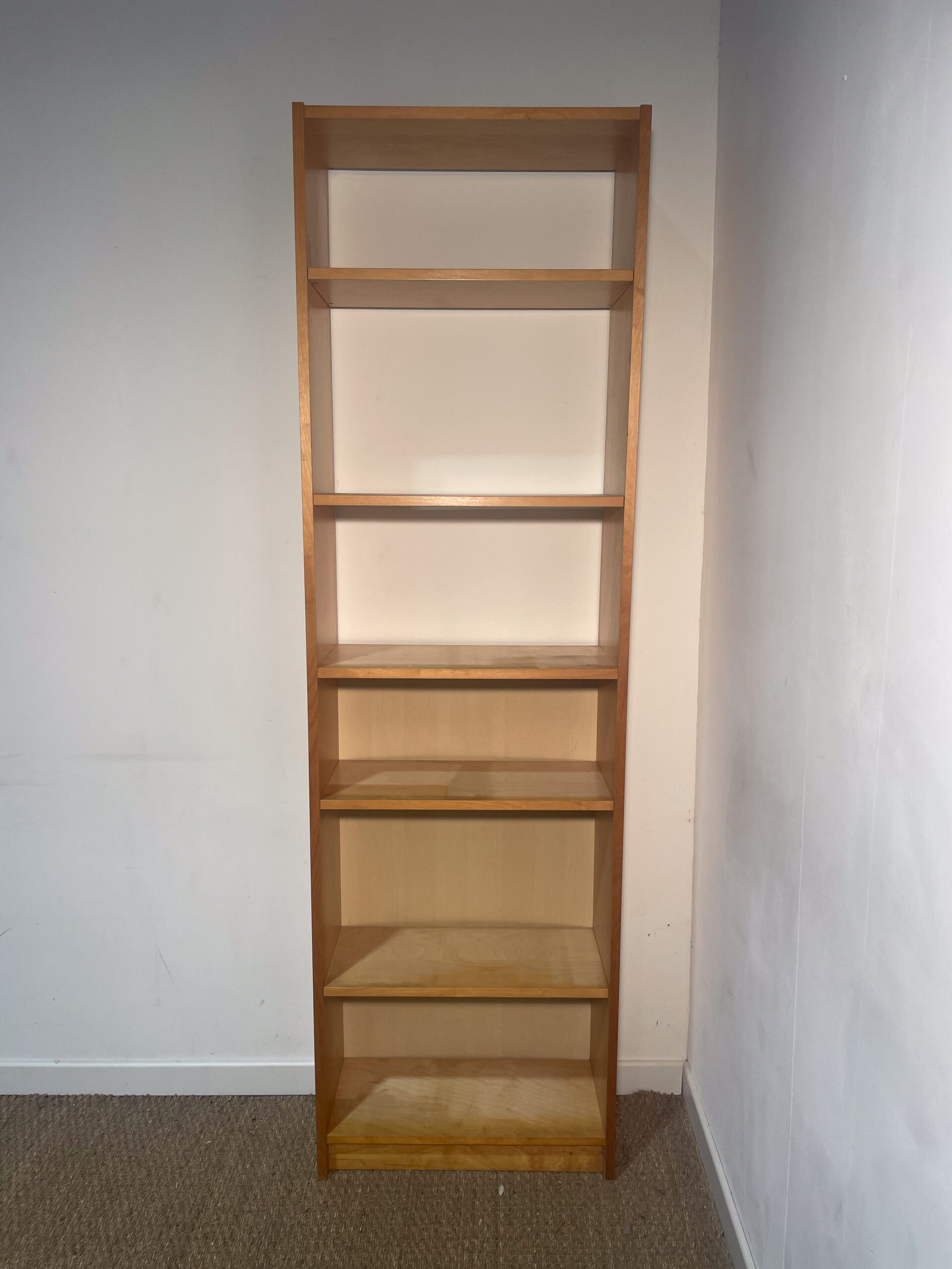 Bibliothèque BILLY en bois clair (fond manquant) – Image 2