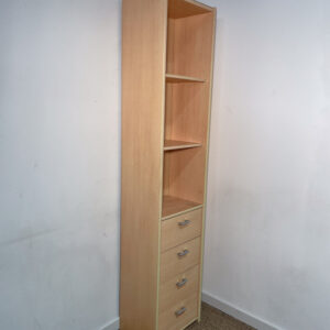 Bibliothèque claire à tiroirs