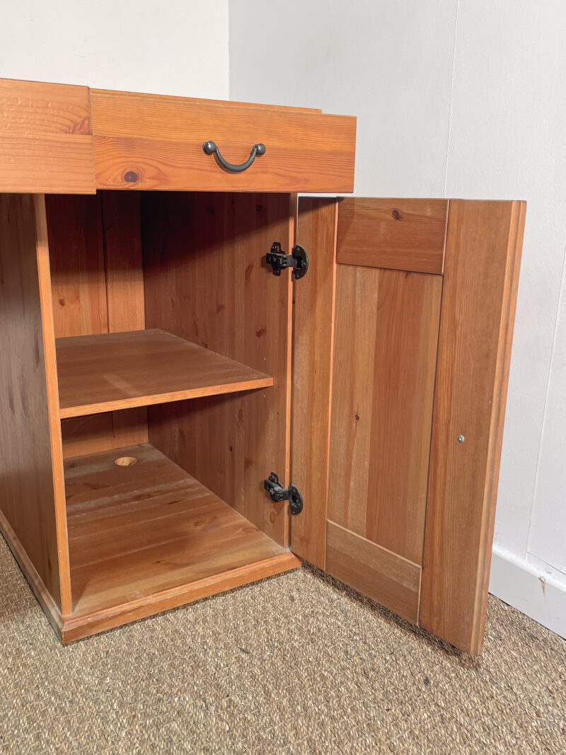 Grand bureau en bois mat – Image 5