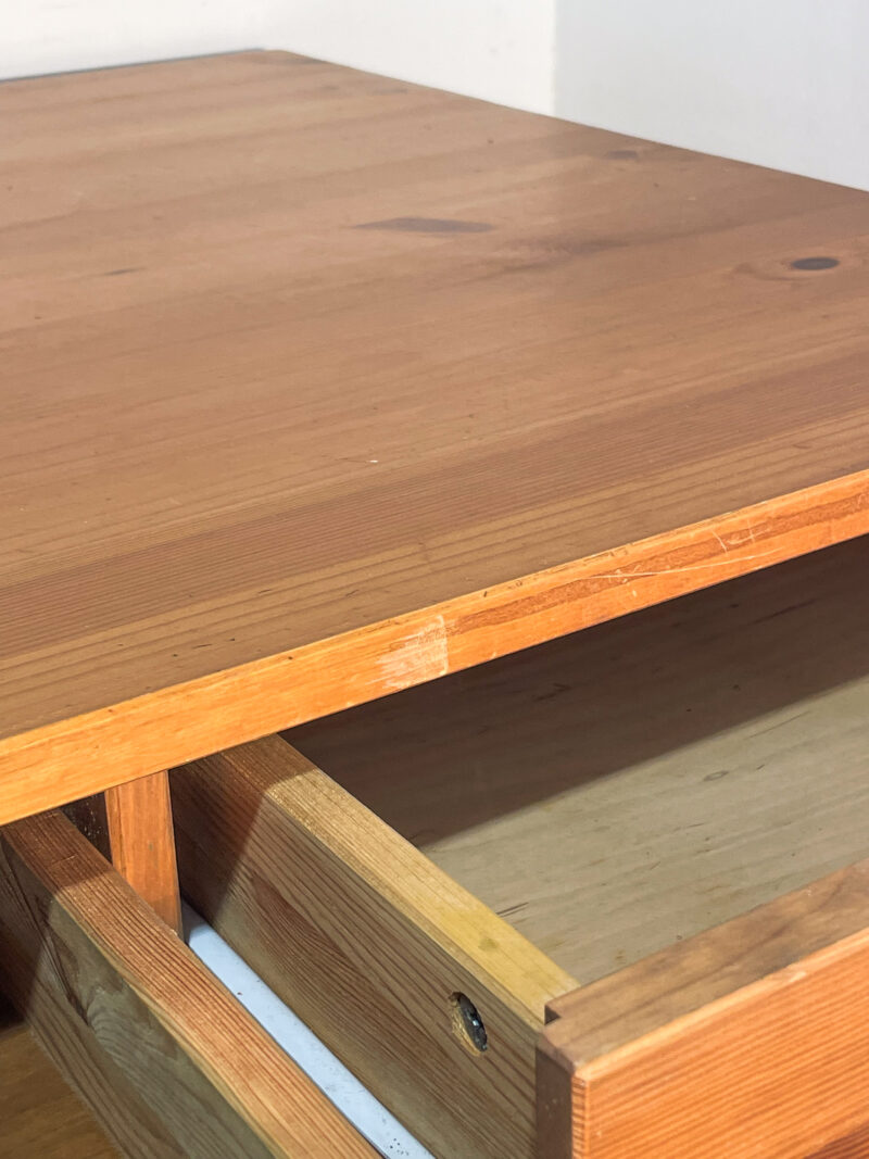Grand bureau en bois mat – Image 6
