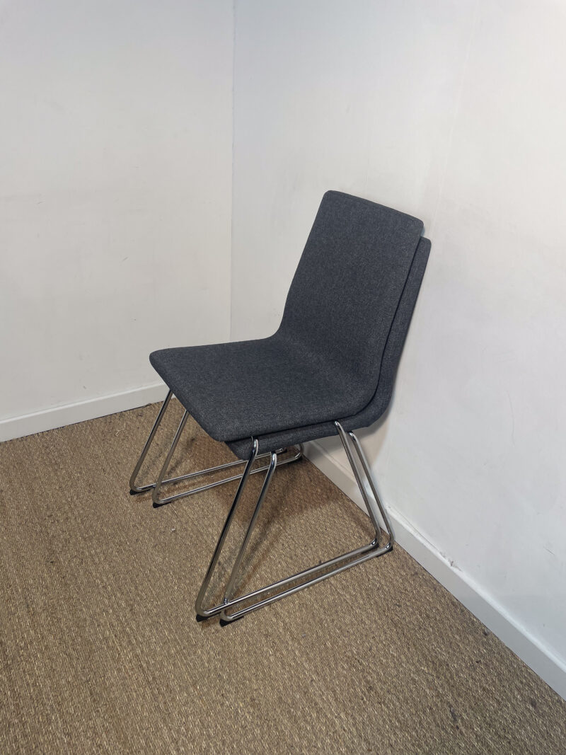 Lot de 2 chaises anthracite chromées – Image 6