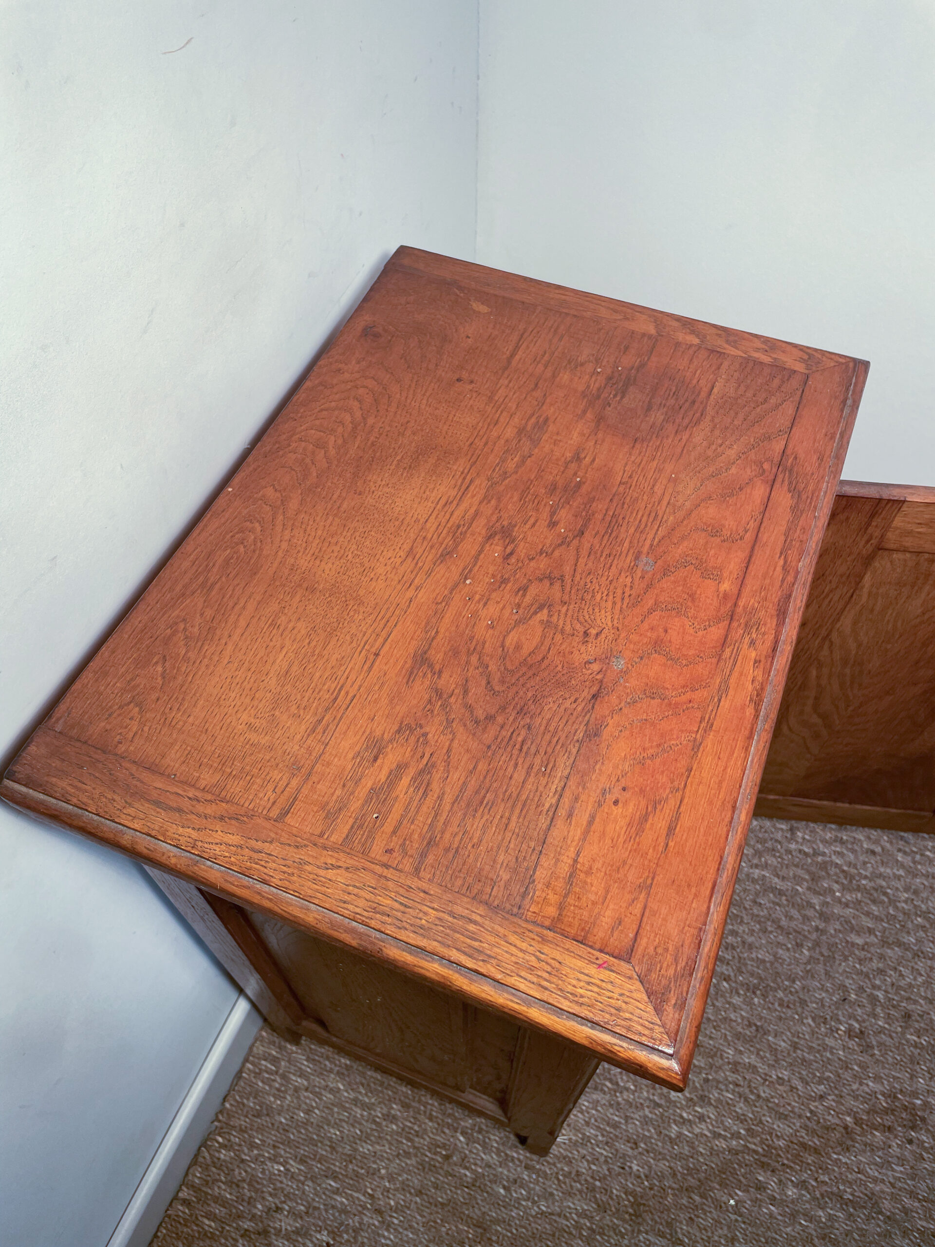 Petit meuble en bois à porte – Image 4