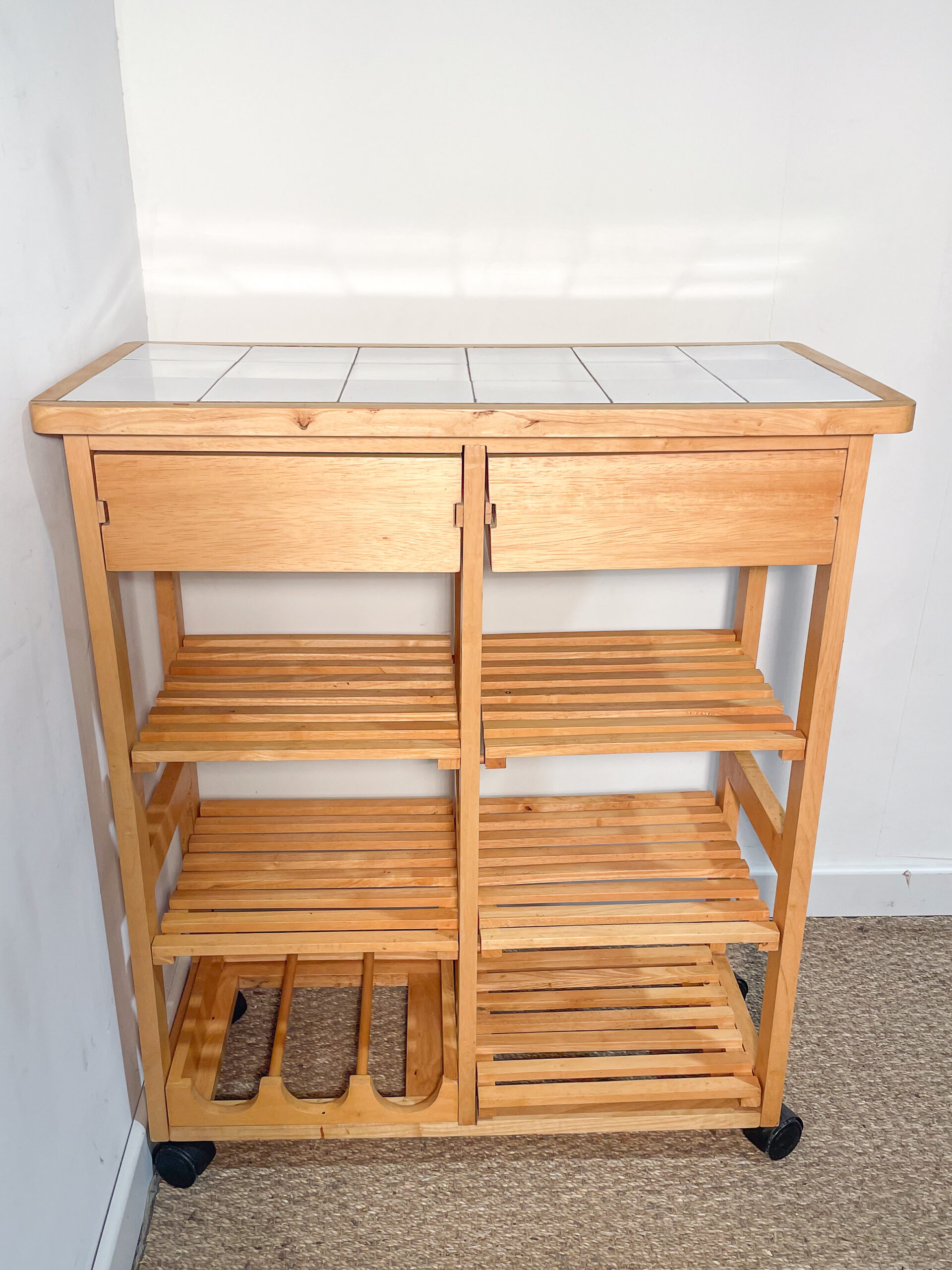 Desserte en bois et carrelage – Image 6