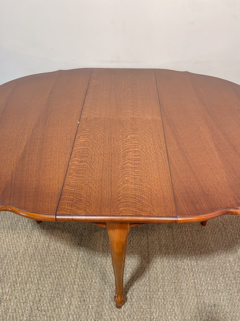 Table en bois ronde – Image 4