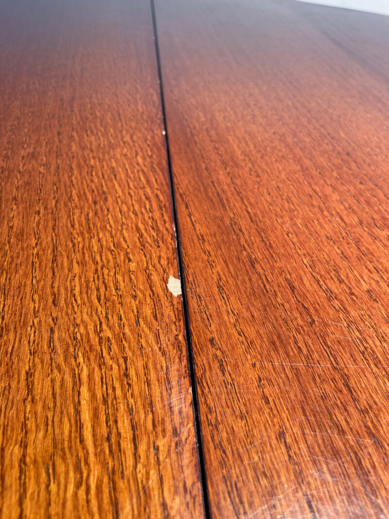 Table en bois ronde – Image 7