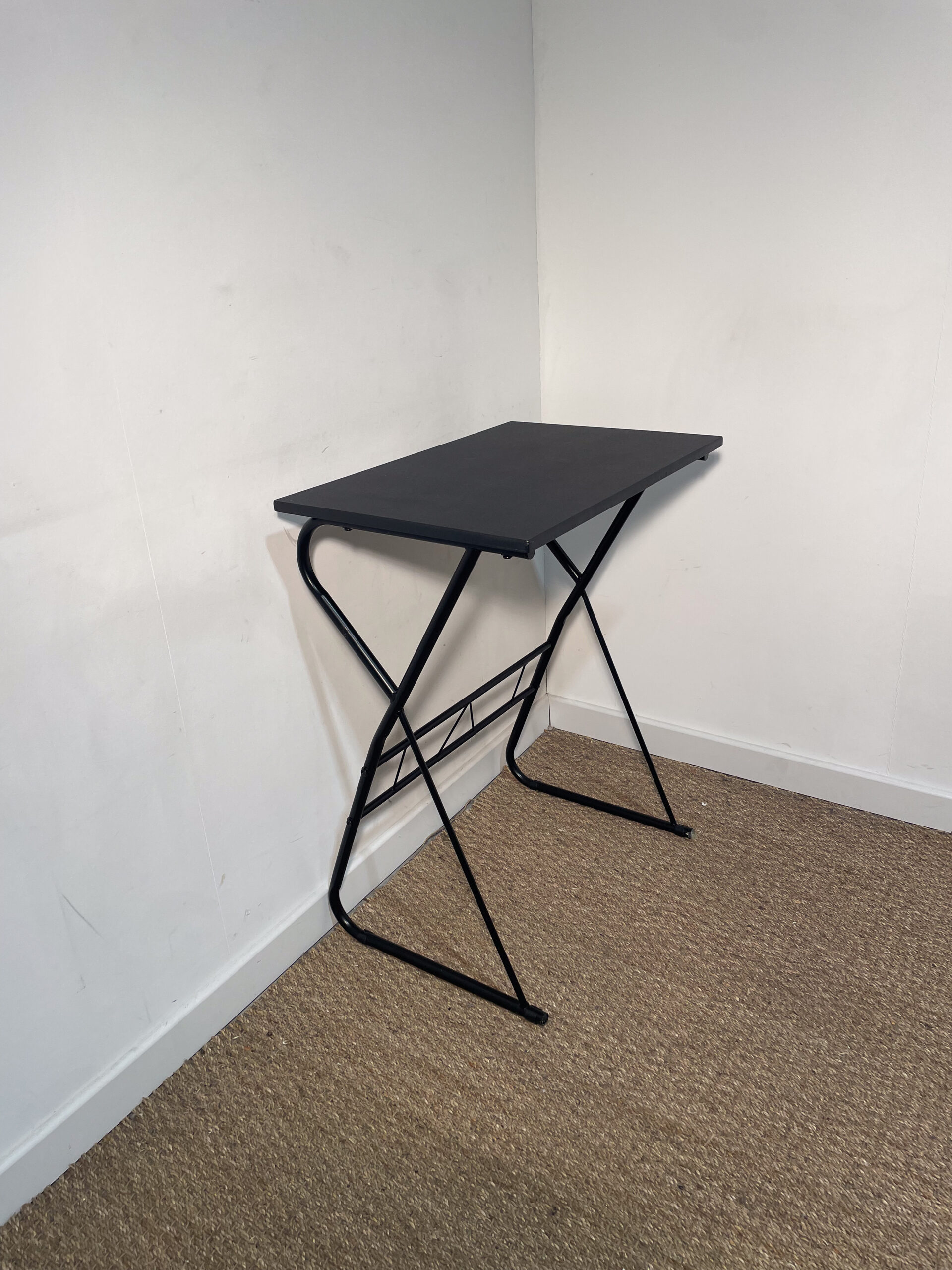 Petite tablette légère noire