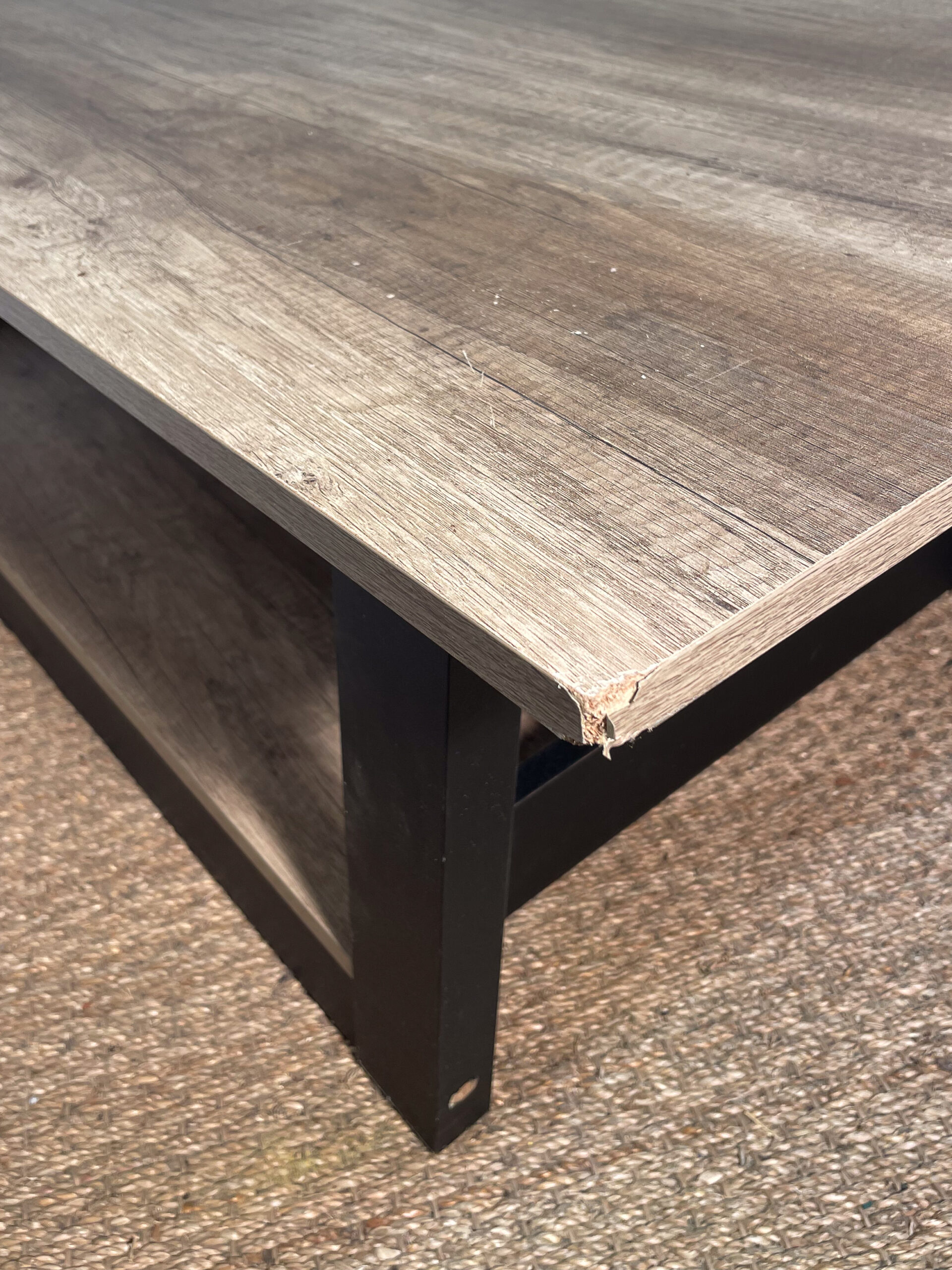 Table basse noire et bois – Image 6
