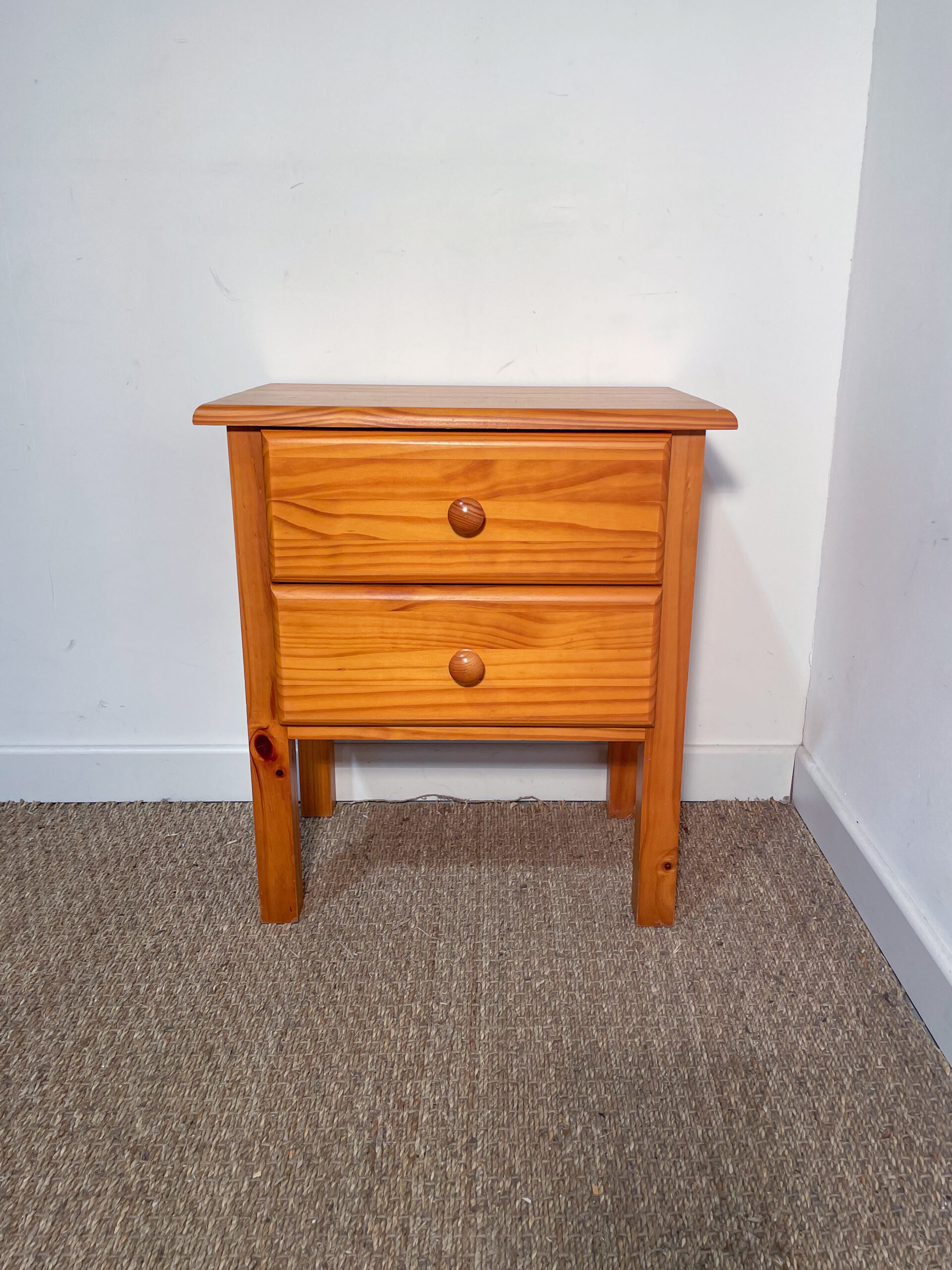 Table de chevet en pin – Image 2