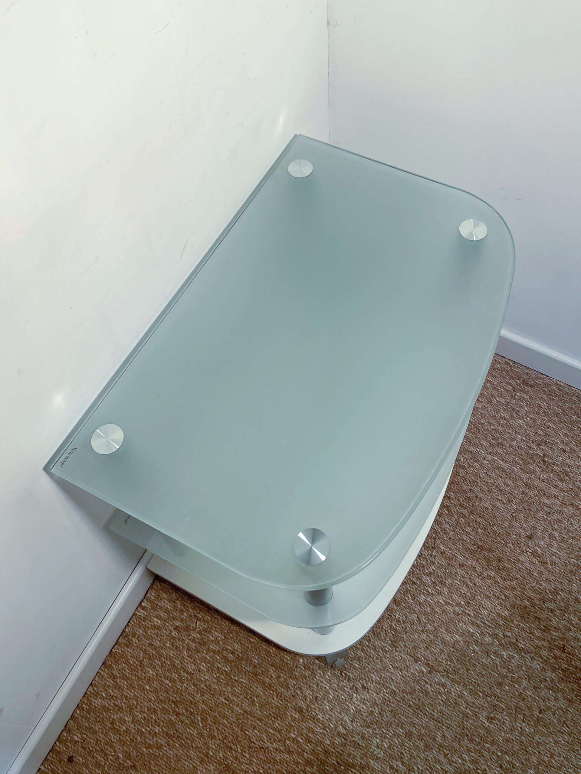 Table de chevet à 3 niveaux en verre trempé – Image 3