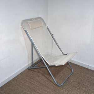 Chaise longue / transat beige