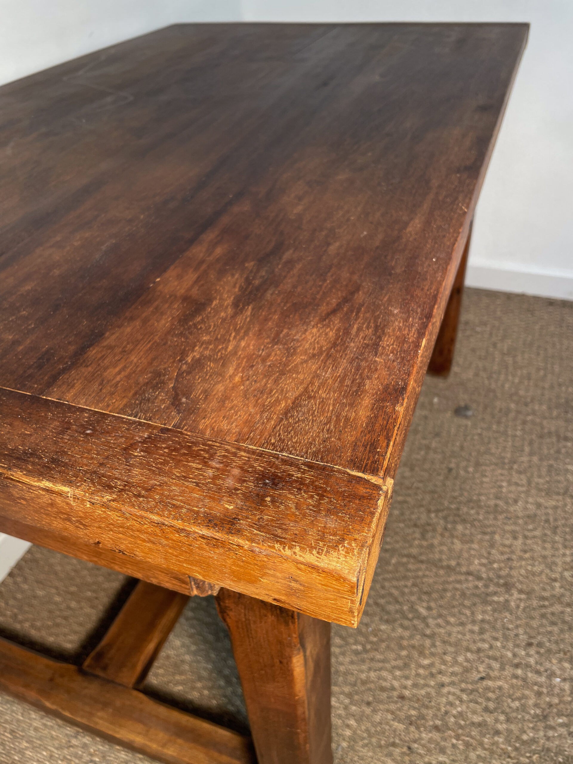 Table rectangulaire en bois – Image 4