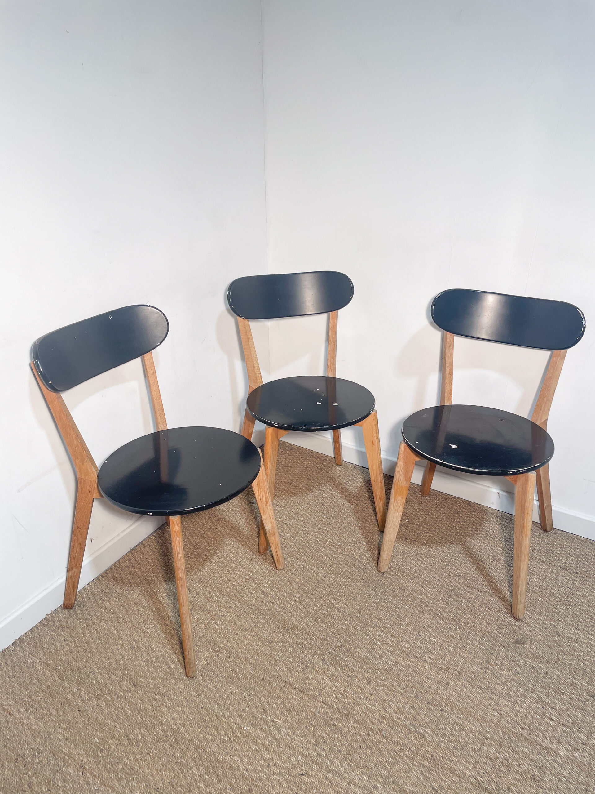 Lot de 3 chaises en bois noir