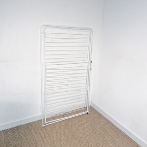 Etendoir métallique blanc